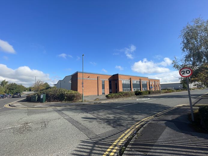 40,844 Sq Ft , Blenheim 40, Dabell Avenue Blenheim Industrial Estate NG6 - Available