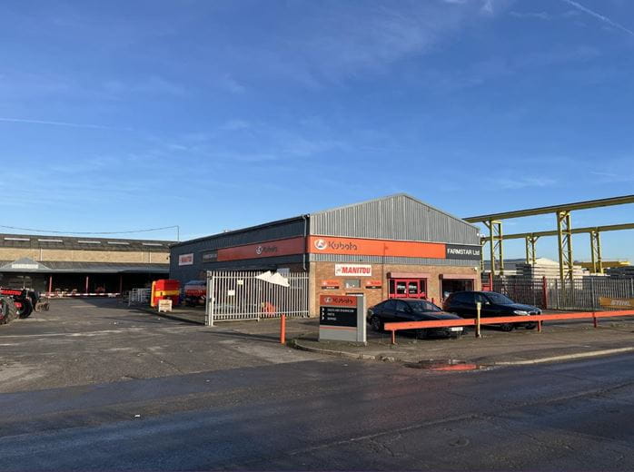 22,939 Sq Ft , Multi-unit Commercial Complex, Hawton Lane NG24 - Available