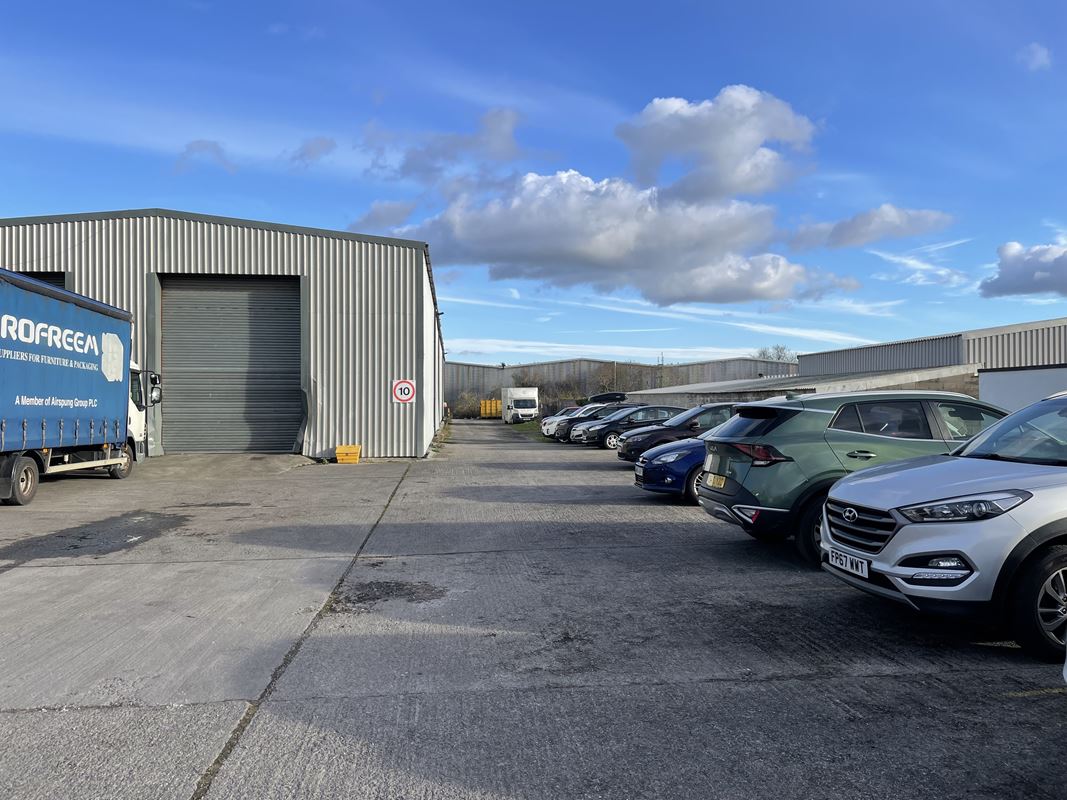 59,578 Sq Ft , Gainsborough Building, Canal Road BA14 - Available