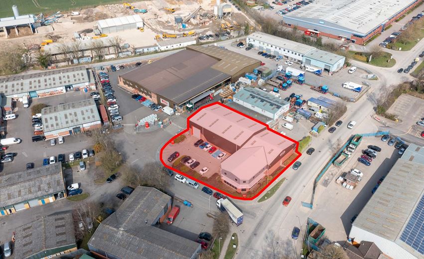 10,587 Sq Ft , Unit 8A, Hopton Industrial Estate SN10 - Available