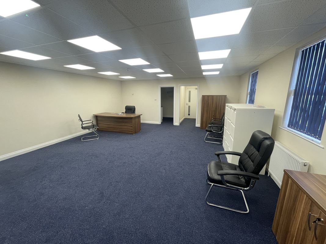 467 Sq Ft , 4 Chartfield House, Castle Street TA1 - Available