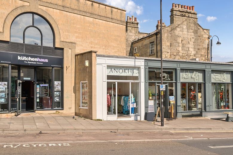 1,609 Sq Ft , 7 Saracen Street BA1 - Available