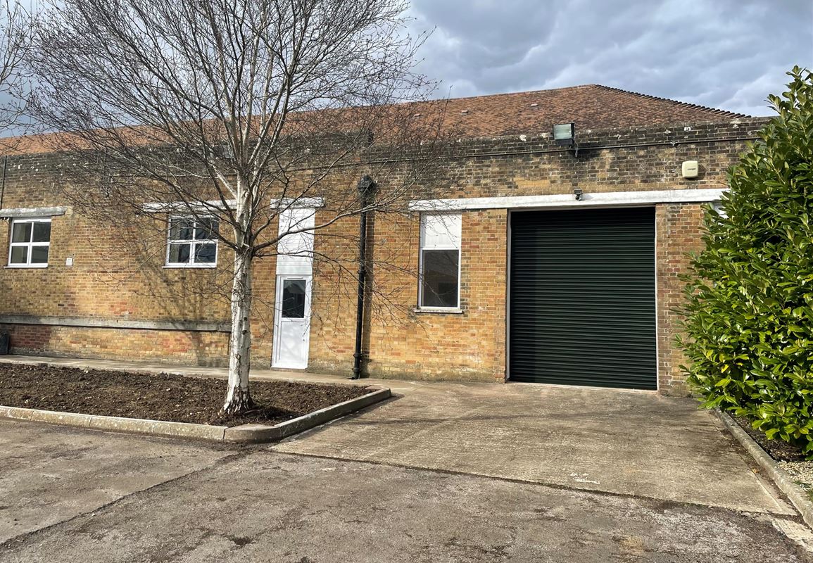 7,000 Sq Ft , Part Unit 11, Cotswold Business Park & Airport GL7 - Available