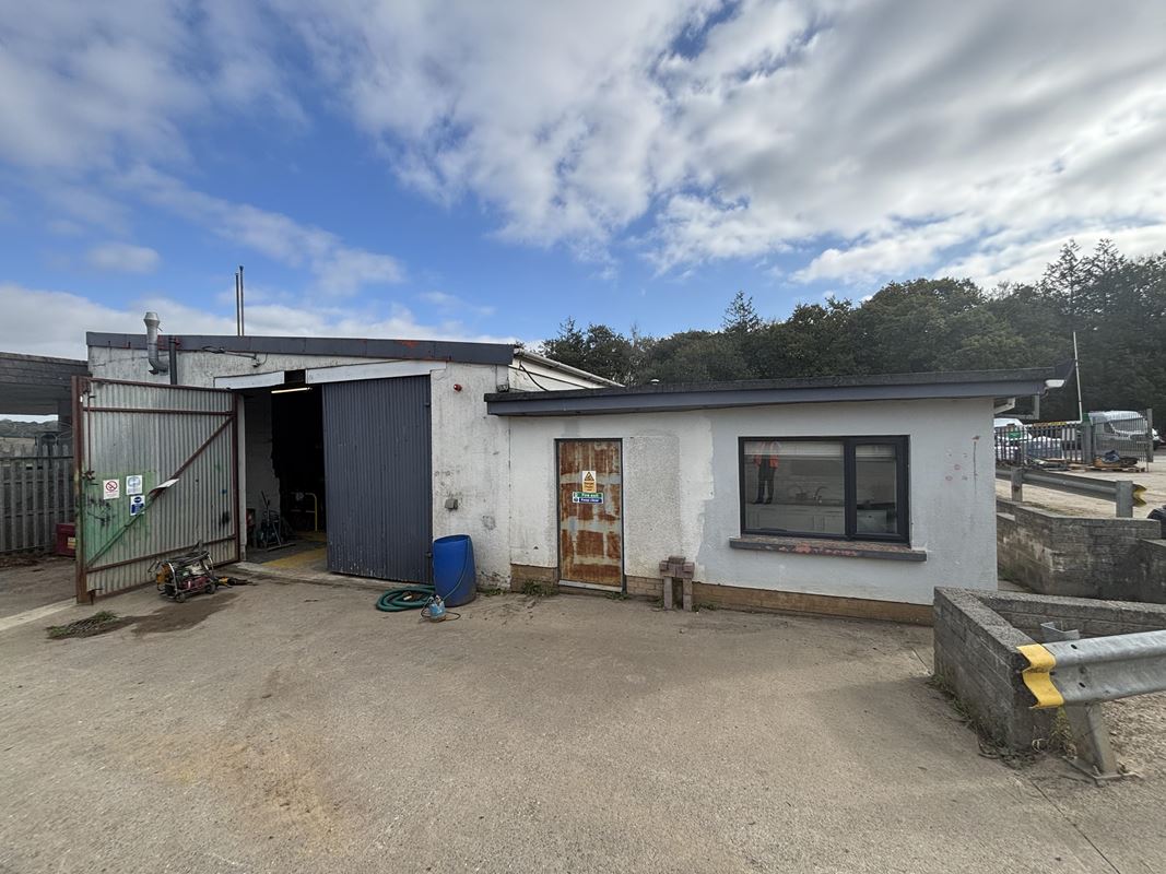 2.8 acres , Yard At Fishleigh Rock, Fishleigh Rock EX37 - Available