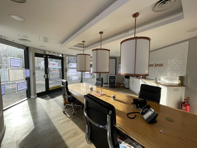 344.3 Sq Ft , 1 Histon Road CB4 - Available