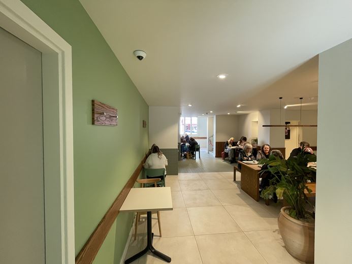 4,056 Sq Ft , 28 , High Street  CB7 - Available