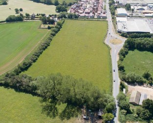 4.1 acres , High Penn Trade Park, Oxford Road SN11 - Available