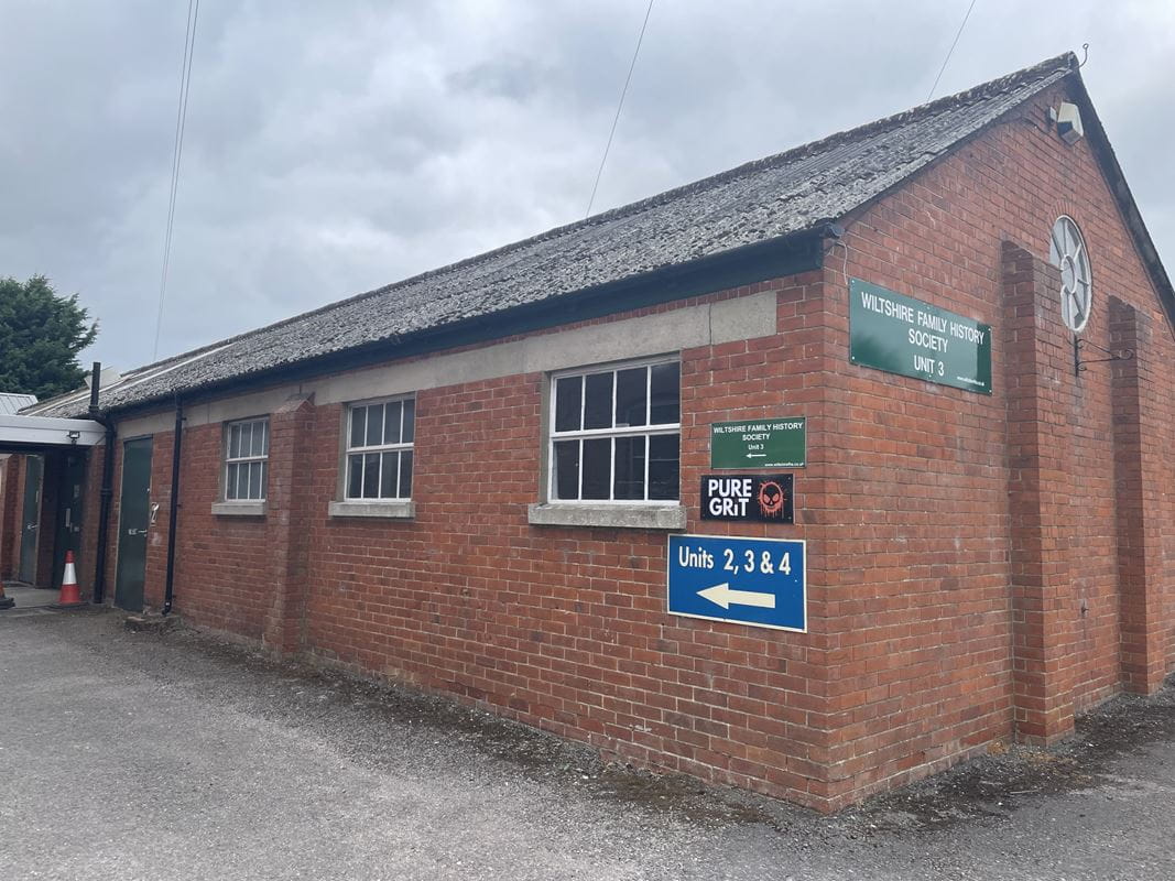 966 Sq Ft , Unit 2 , Bath Road SN10 - Available
