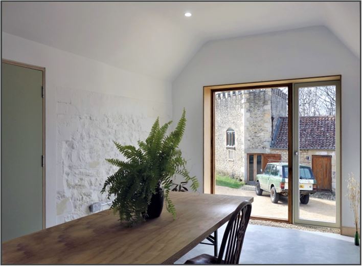 317 Sq Ft , Units At Southernwood Castle, The Rocks SN14 - Available