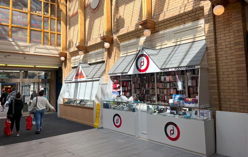 44 Sq Ft , Unit K13 Green Lanes Shopping Centre EX31 - Under Offer