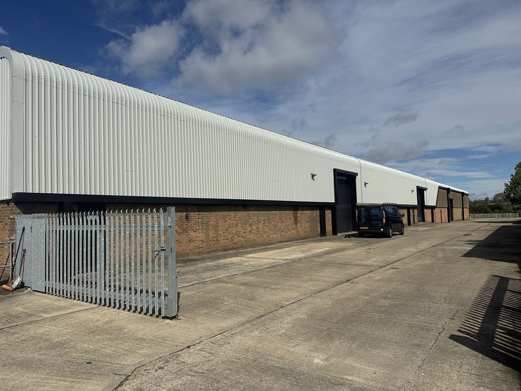 44,684 Sq Ft , 41 Edison Road PE27 - Under Offer