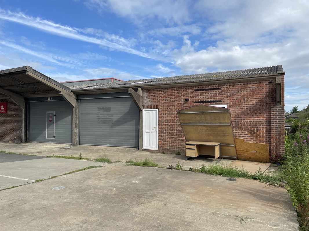 1,928 Sq Ft , Unit 3, Hookstone Park HG2 - Available