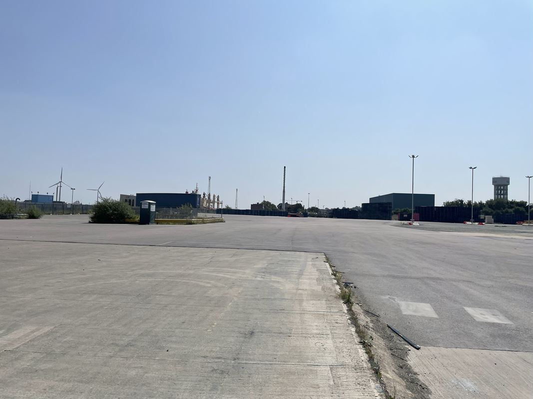 6 acres , Northfleet DA11 - Available