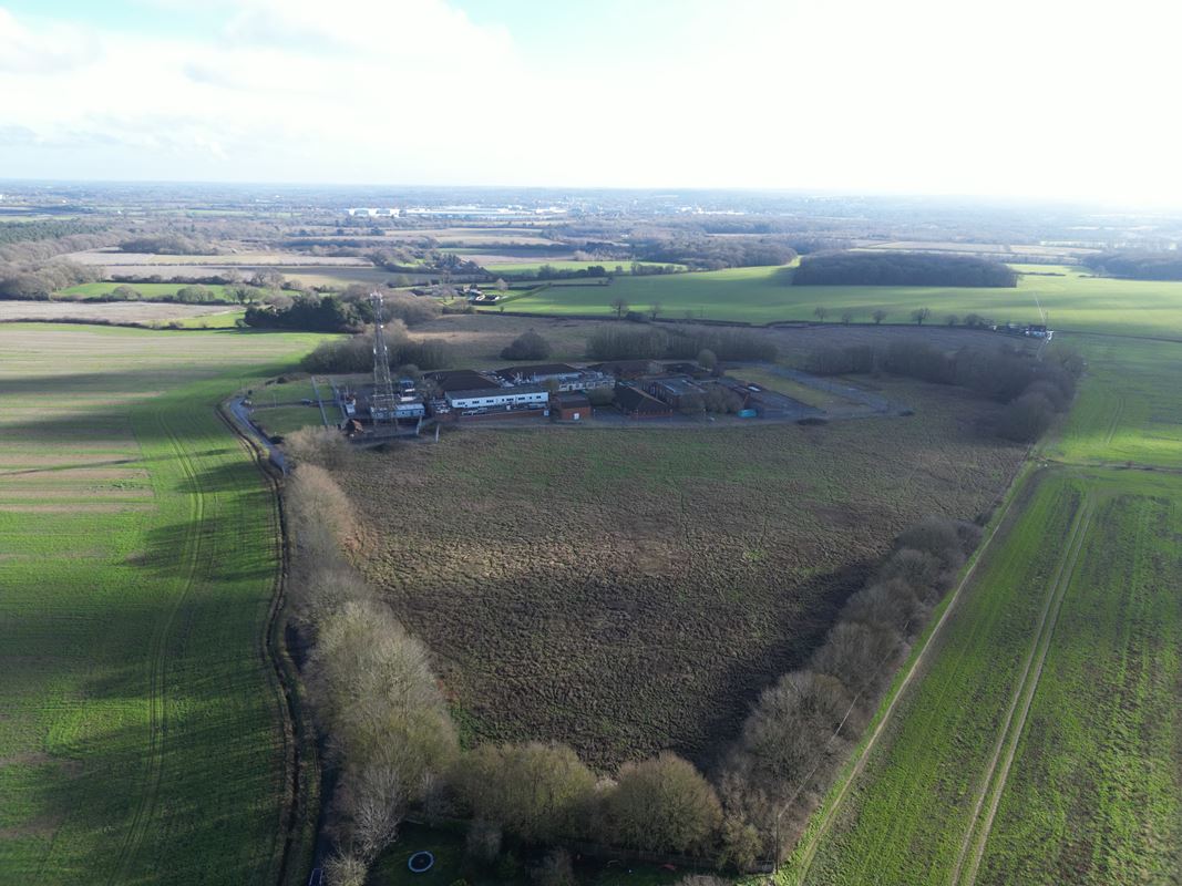 26 acres , Centre For Applied Science & Technology, Woodcock Hill AL4