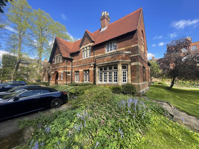 3,087 Sq Ft , St Thomas House, Becket Street OX1 - Available