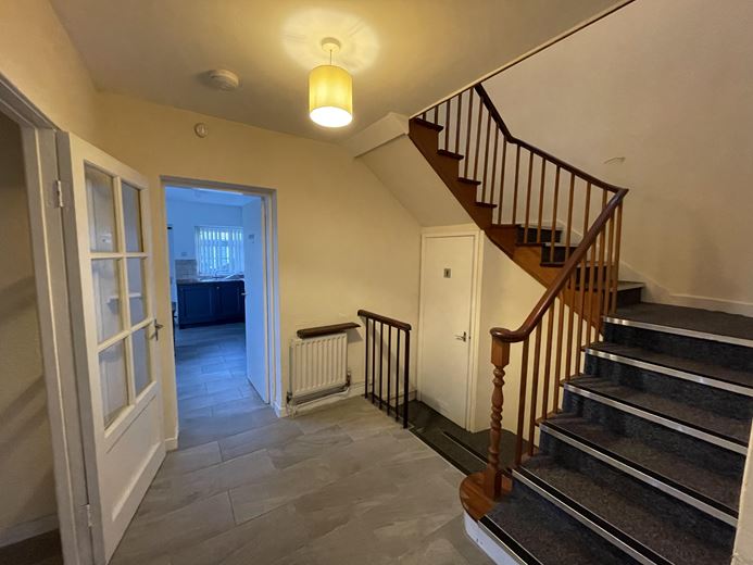  , Hendy, Port Penrhyn LL57 - Available