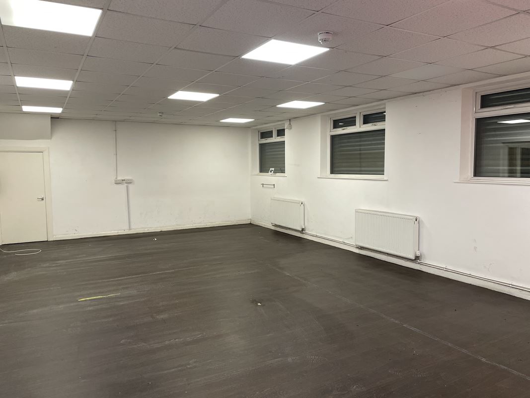 7,716 Sq Ft , 2 Handsworth Street M12 - Available