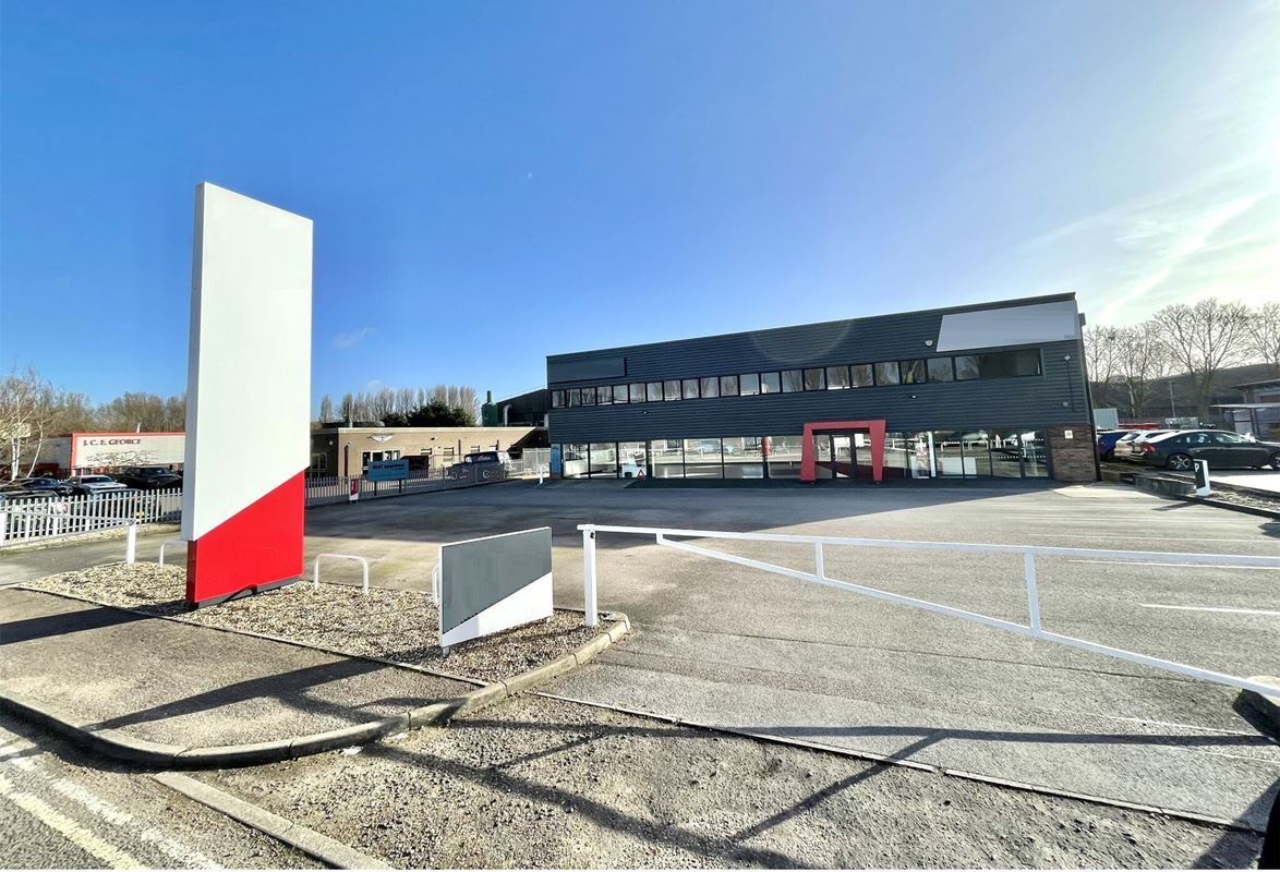 3,813 Sq Ft , Fairview House , Lamdin Road IP32 - Available