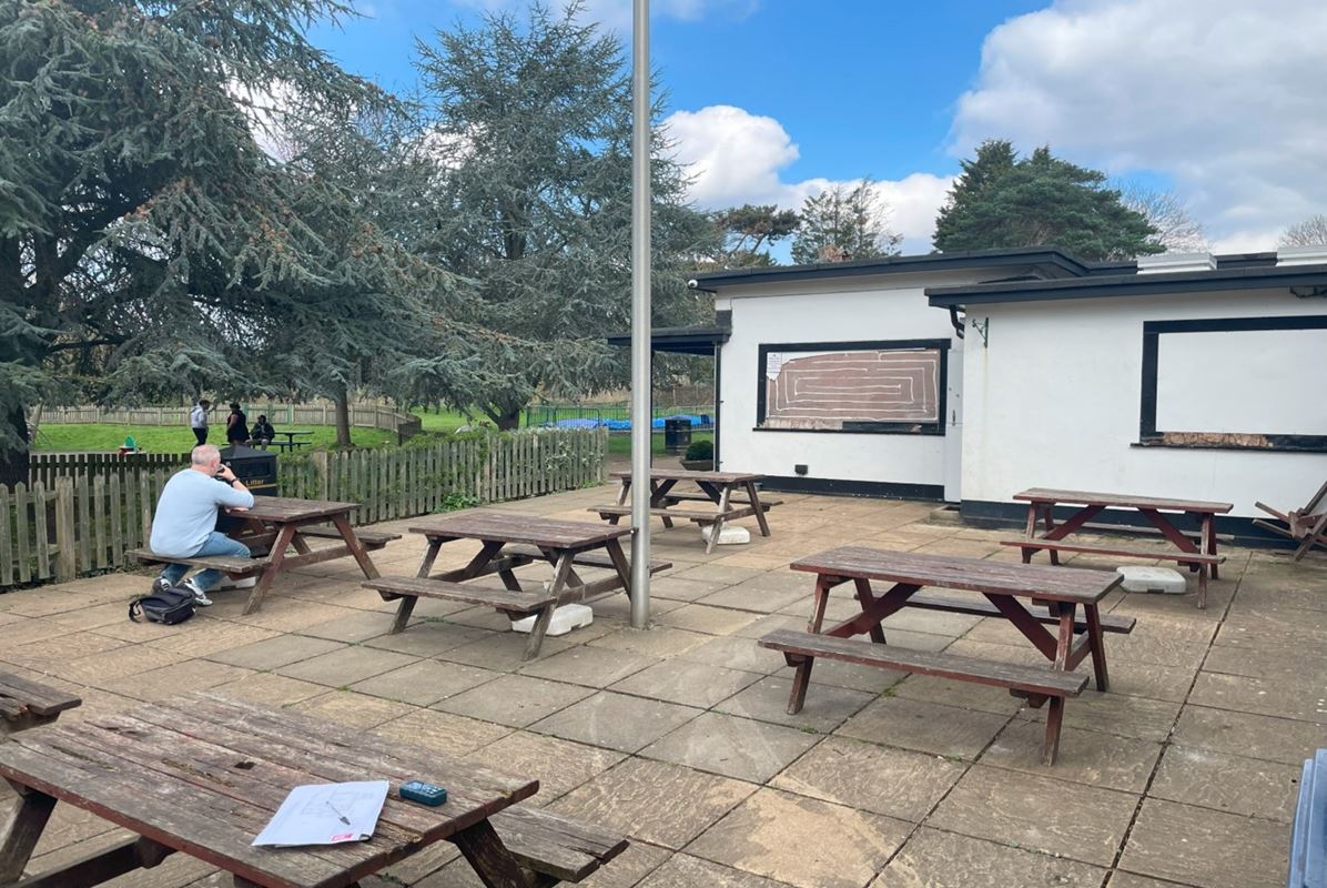 562 Sq Ft , Brent Lodge Park Cafe, Church Road W7 - Available