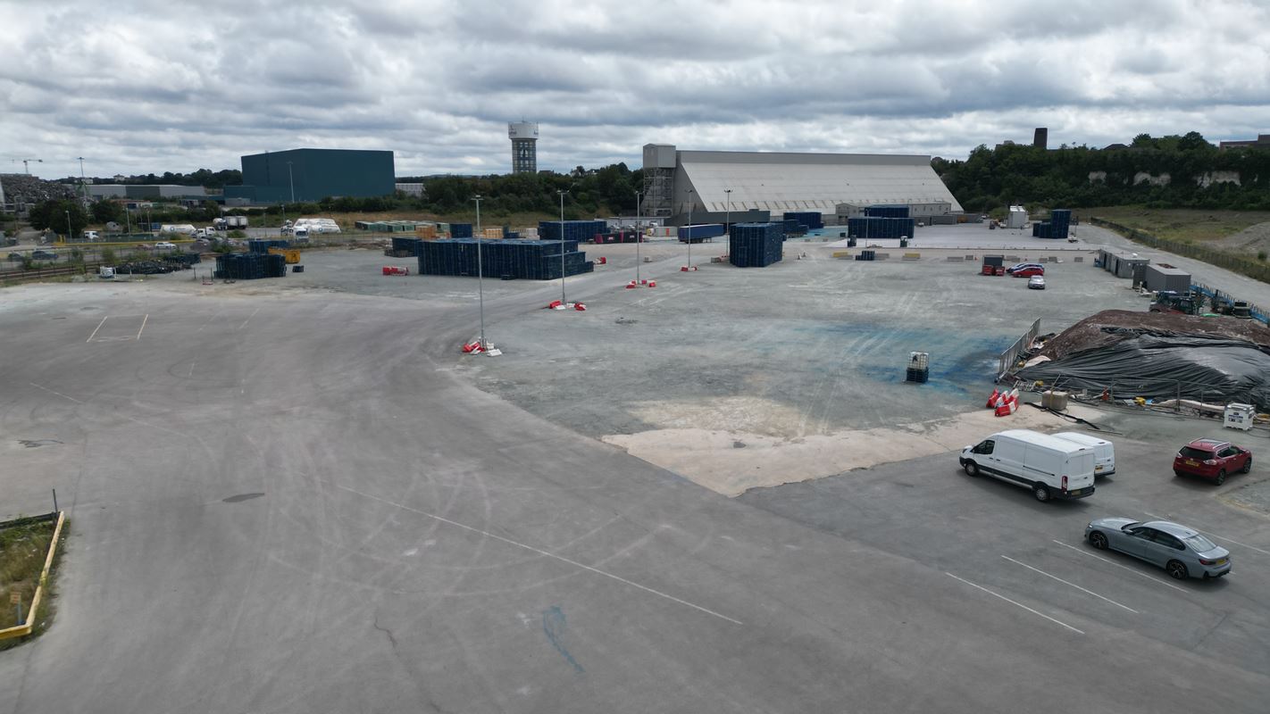 6 acres , Northfleet DA11 - Available