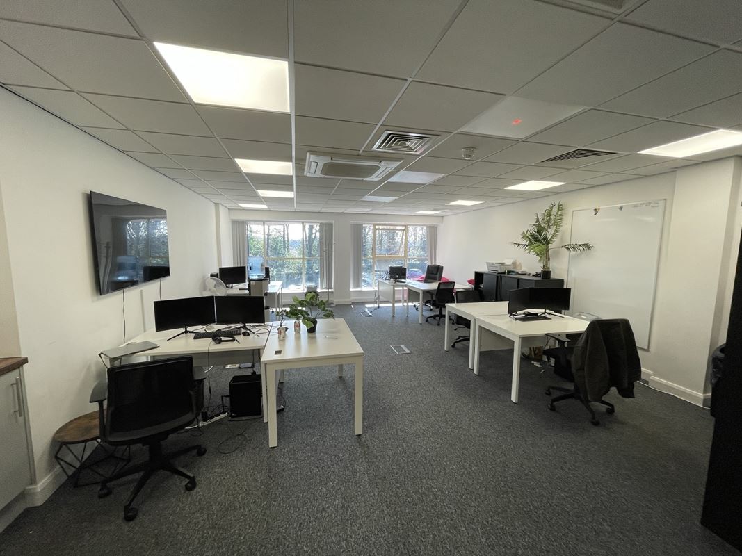 758 Sq Ft , Egerton House, Wilmslow Road M20 - Available