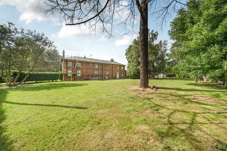 5,308 Sq Ft , The Stables , Panshanger Park  SG14 - Available