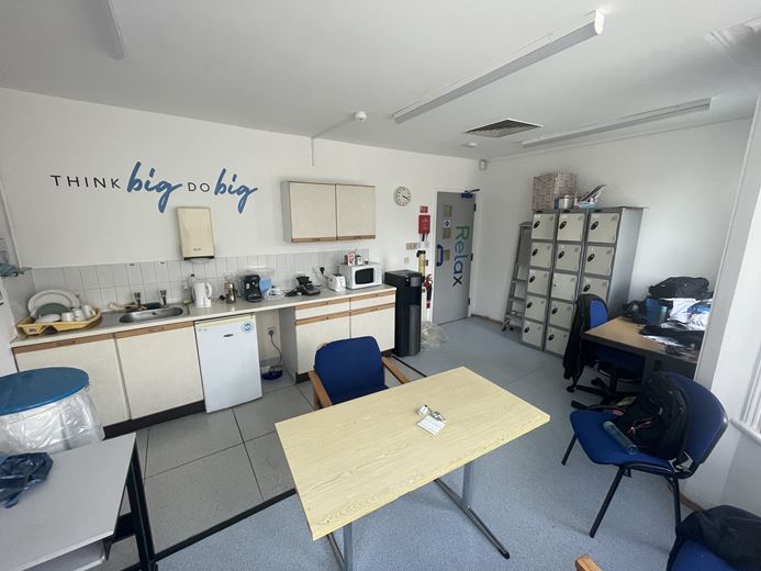 2,827 Sq Ft , 221 Banbury Road OX2 - Sold STC