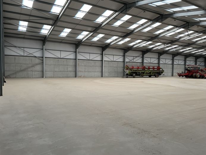 19,368 Sq Ft , Storage/Distribution Unit, Old Stafford Road WV10 - Available
