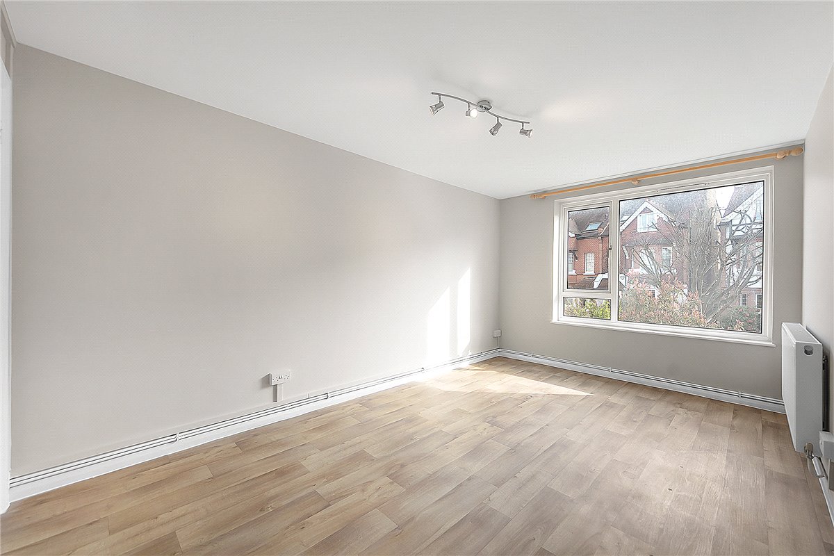 2 bedroom flat, The Hermitage, London SW13 - Let Agreed