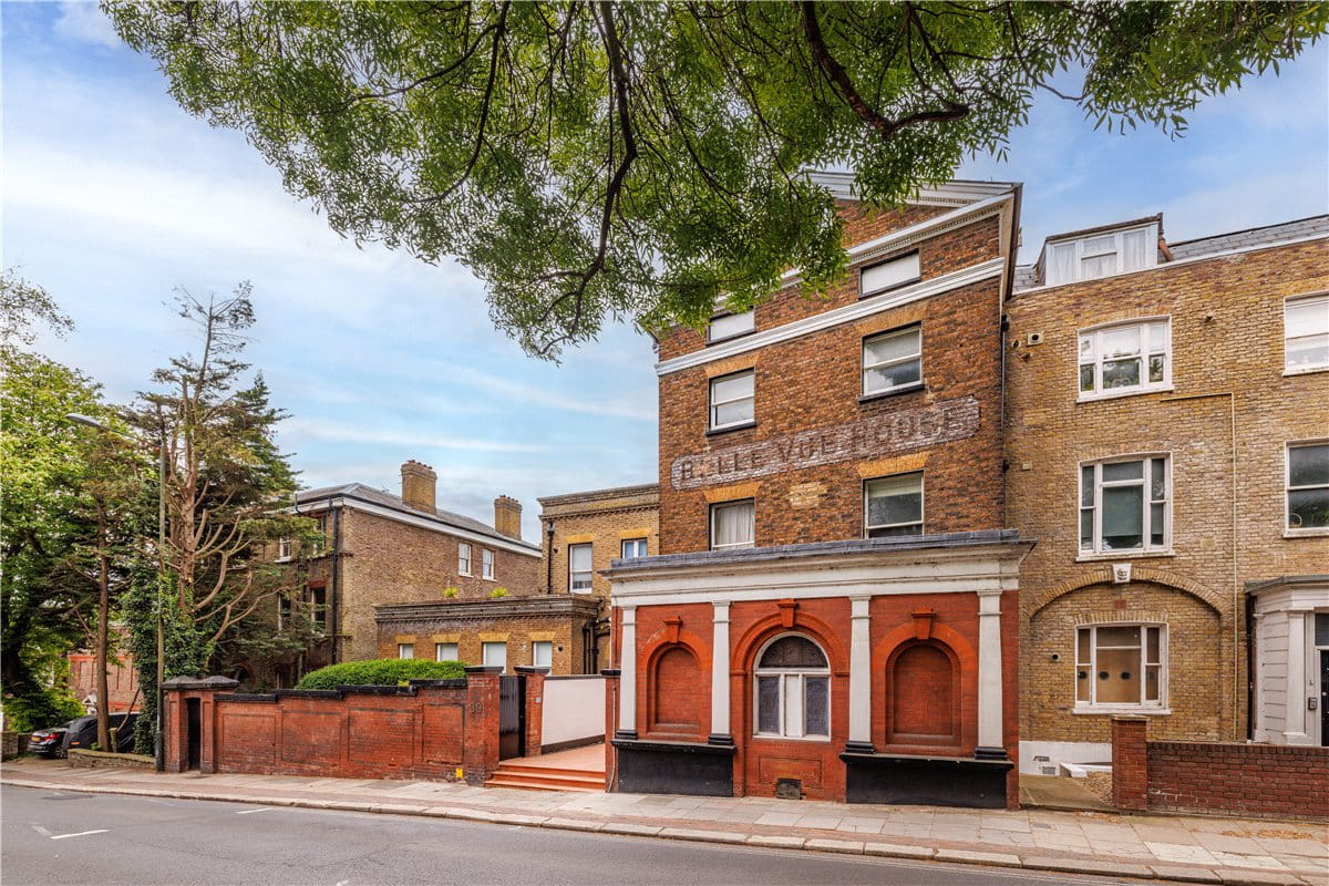 2 bedroom , Petersham Road, Richmond TW10 - Let Agreed