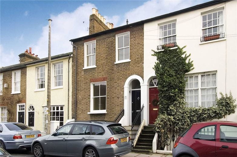 1 bedroom flat, Archway Street, London SW13