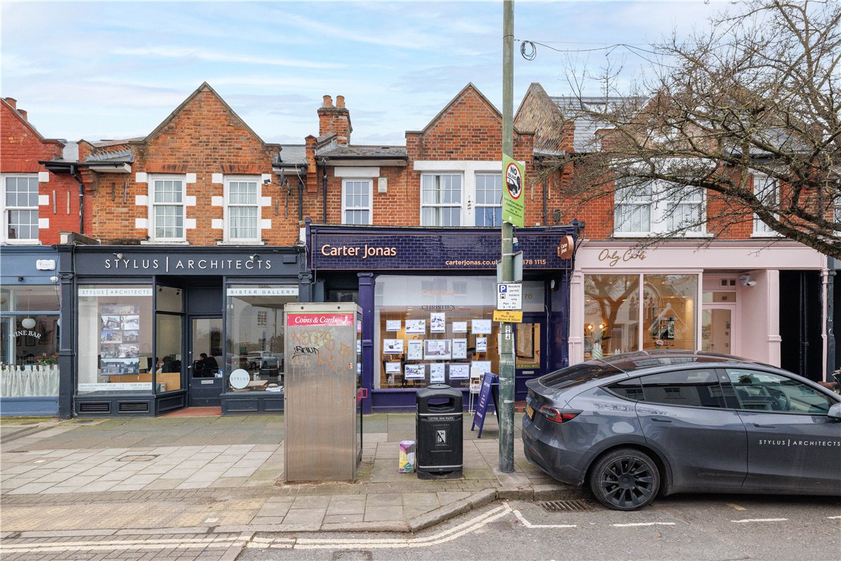 1 bedroom flat, White Hart Lane, London SW13 - Let Agreed