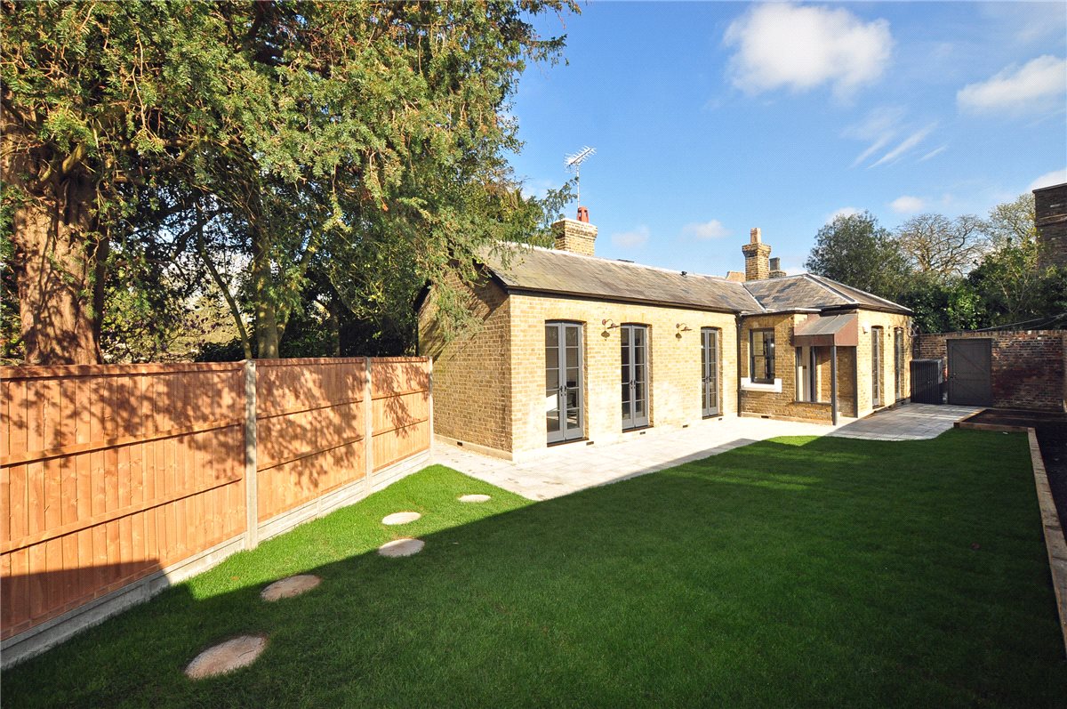  , Kew Green, Richmond TW9 - Let Agreed