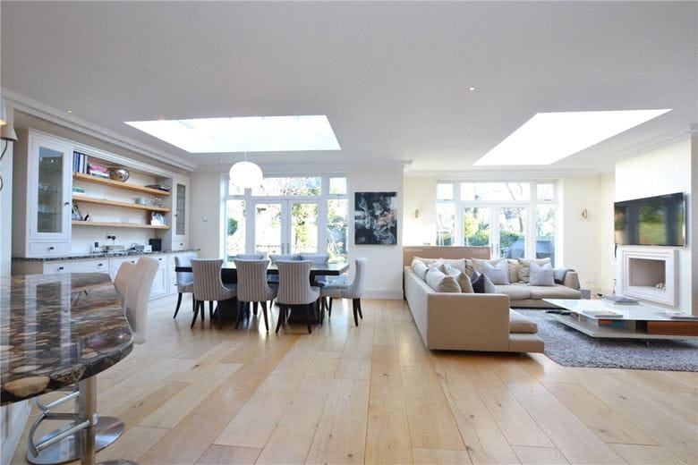 5 bedroom house, Belgrave Road, SW13 - Let Agreed