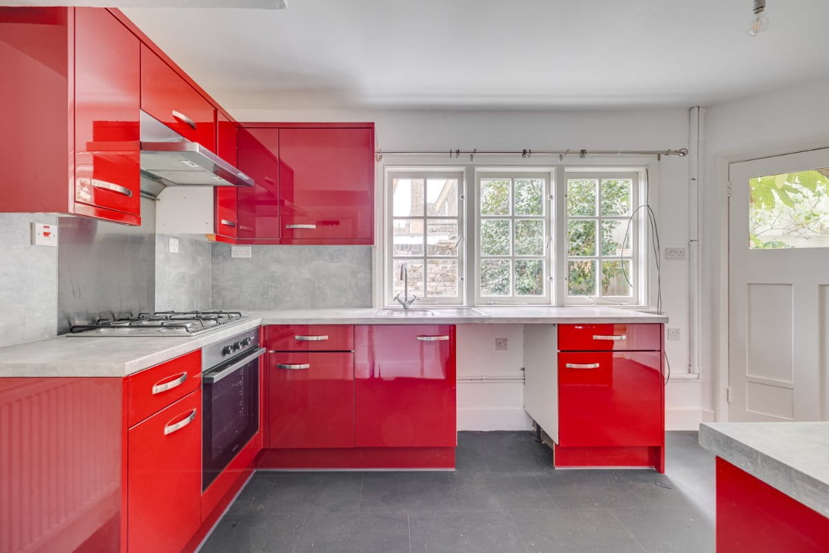 3 bedroom house, Kew Green, Richmond TW9 - Available