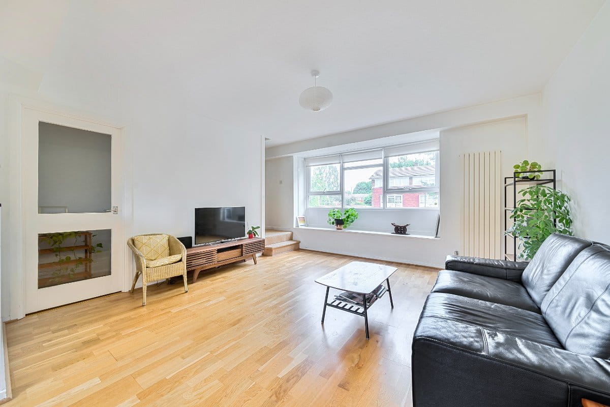 2 bedroom maisonette, Watermill Close, Richmond TW10 - Let Agreed