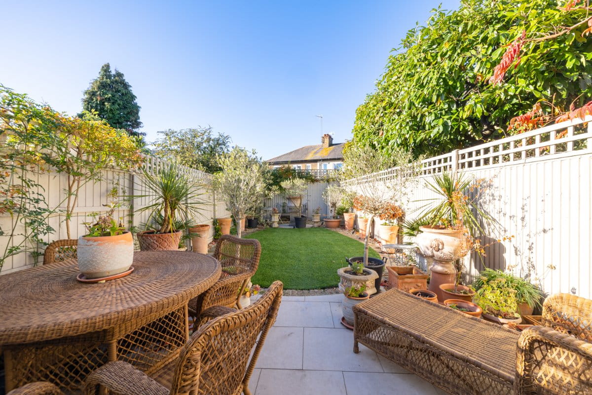 4 bedroom house, Grove Road, London SW13 - Available
