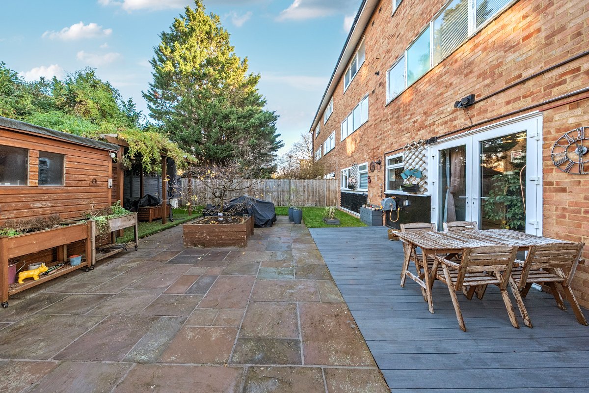 2 bedroom maisonette, Simpson Road, Richmond TW10 - Let Agreed