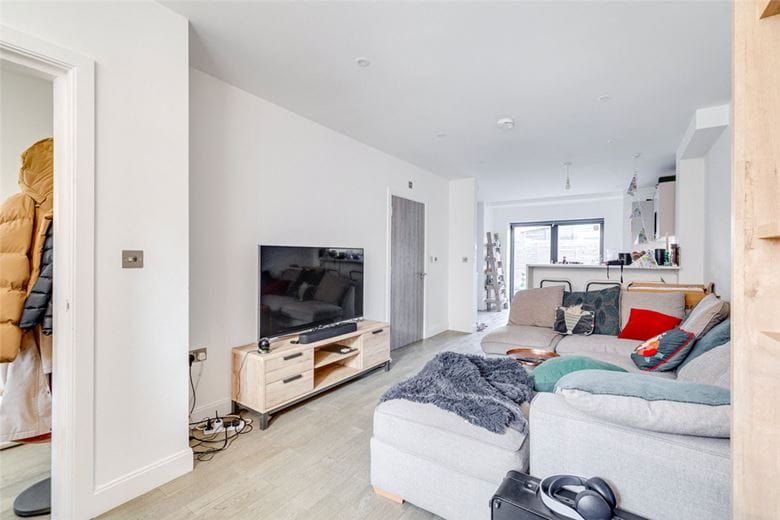 3 bedroom house, Harlow Gardens, Kingston upon Thames KT1