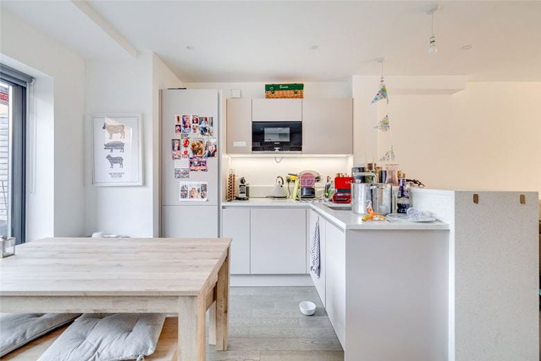 3 bedroom house, Harlow Gardens, Kingston upon Thames KT1