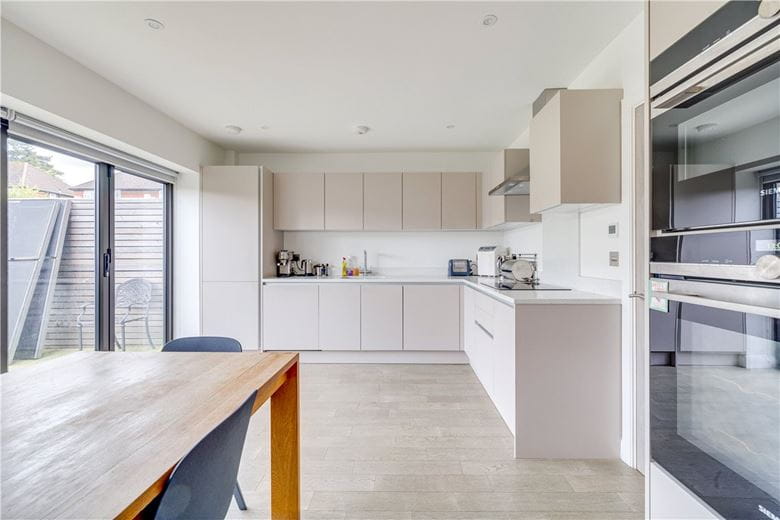 3 bedroom house, Harlow Gardens, Kingston upon Thames KT1