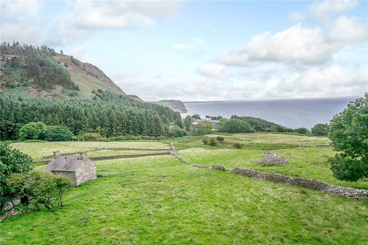 329 acres House, Llithfaen, Pwllheli LL53 - Available