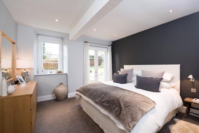 3 bedroom flat, Allenby House South, Lansdown Road BA1