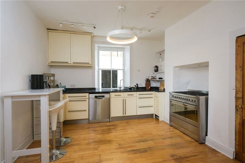 5 bedroom house, Upper Camden Place, Bath BA1 - Let Agreed