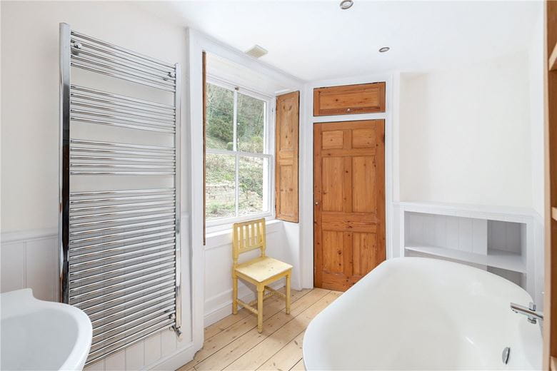 5 bedroom house, Upper Camden Place, Bath BA1 - Let Agreed