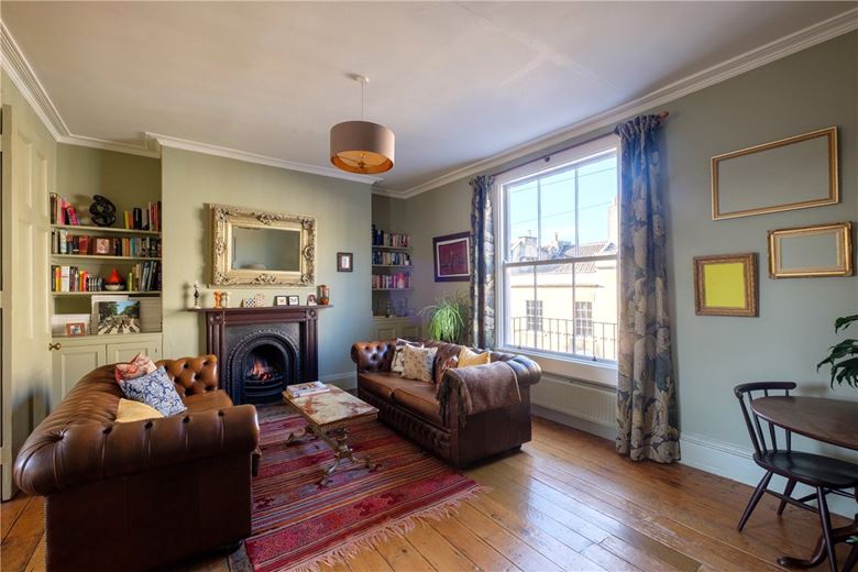 3 bedroom house, Northampton Street, Bath BA1 - Available