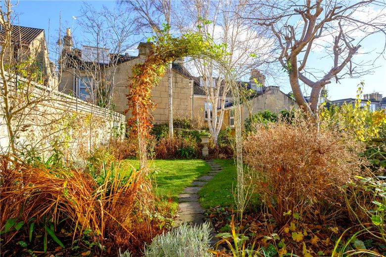 3 bedroom house, Northampton Street, Bath BA1 - Available