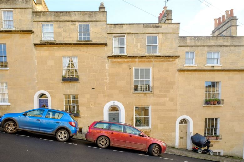 3 bedroom house, Northampton Street, Bath BA1 - Available