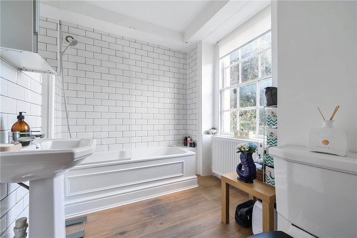 1 bedroom flat, Alfred Street, Bath BA1