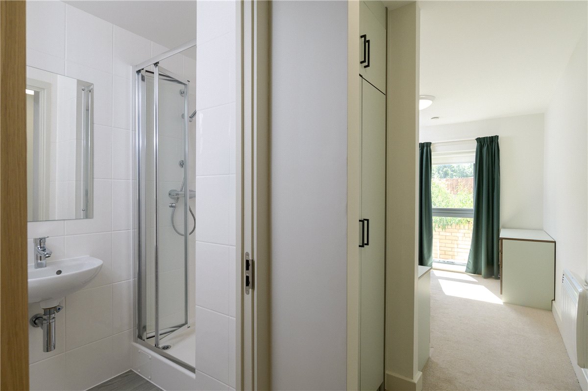 1 bedroom flat, Old Bakery Yard, Jews Lane BA2 - Let Agreed